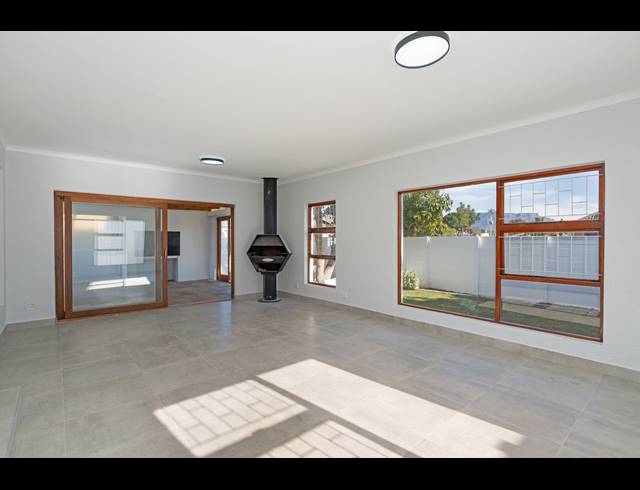 3 BEDROOM HOUSE FOR SALE IN GOODWOOD ESTATE